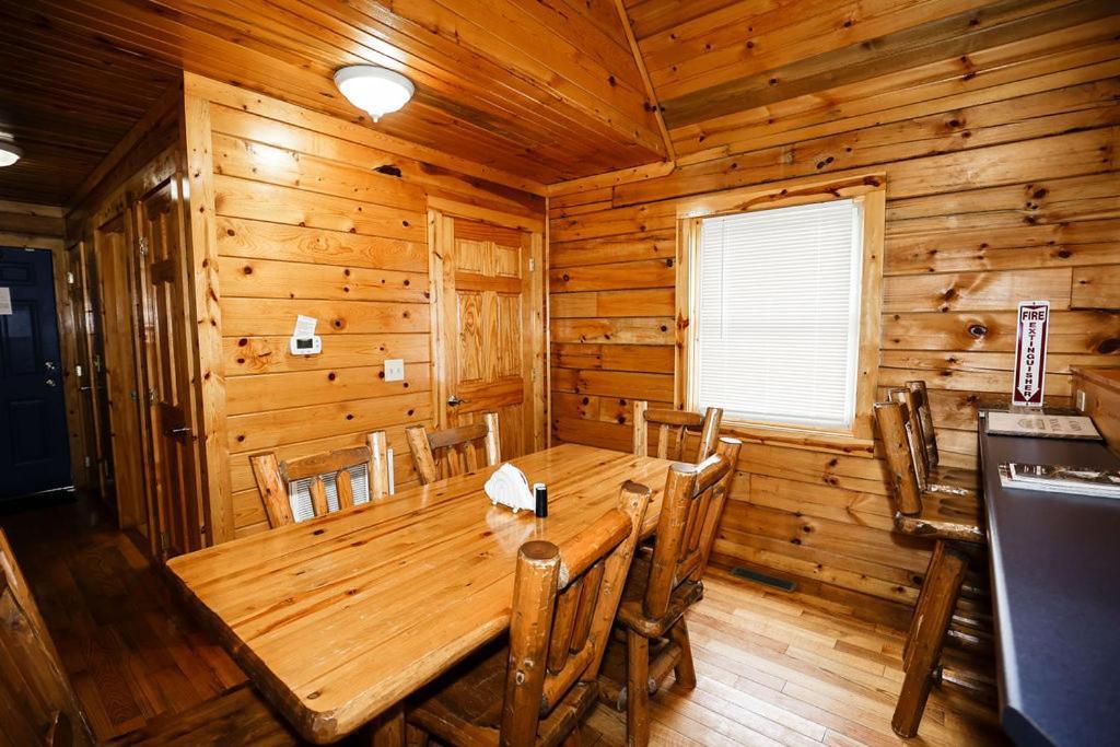 The Cabins At Pine Haven - Beckley Beaver Zewnętrze zdjęcie